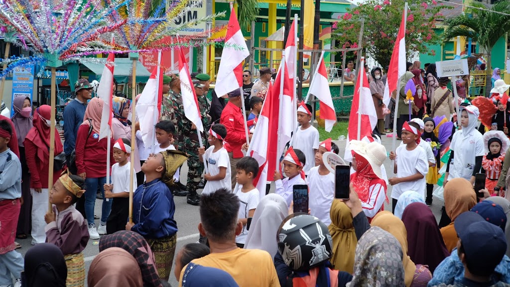 4.500 Pelajar Ikuti Karnaval Akbar di Selatpanjang