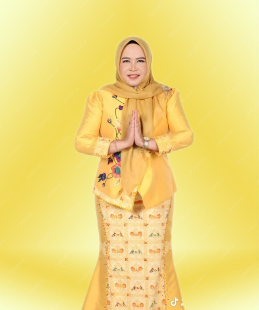 Buk Ida Memang Beda, Semakin Di "Serang",  Semakin Disayang.