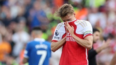 Man City Juara, Tangis Arsenal Tidak Bisa Dibendung