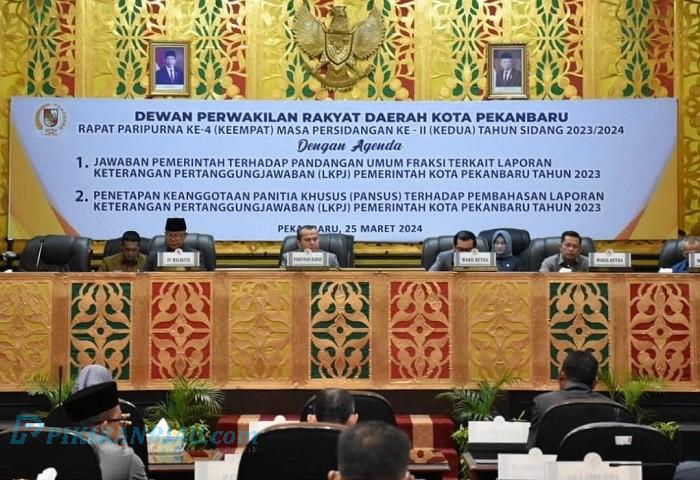 Pemko Pekanbaru Jawab Pandangan Umum Fraksi DPRD Terhadap LKPJ Kepala Daerah Tahun 2023