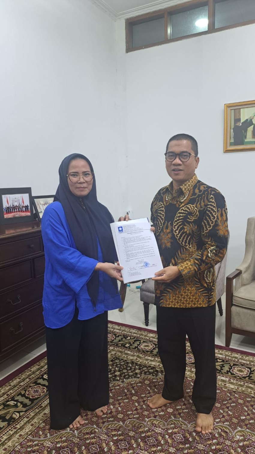 DPP PAN Beri Rekomendasi,Sah Ade Hartati Maju Pilkada Pekanbaru