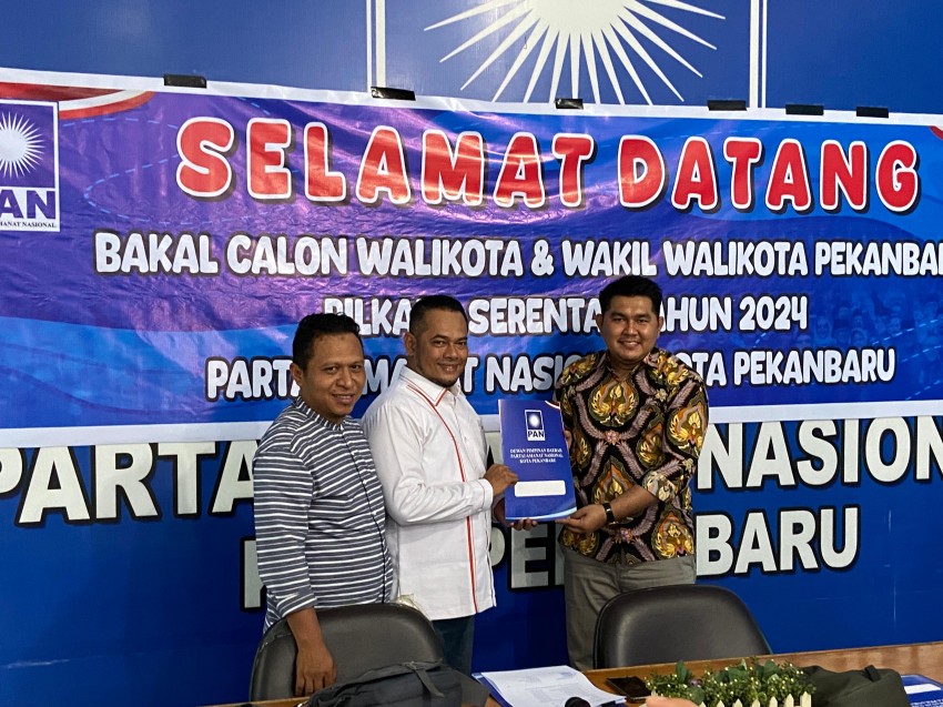 Serius ingin menangkan Pilkada Pekanbaru, Hamdani datangi  Rumah PAN Pekanbaru