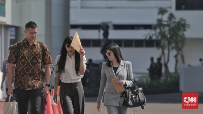 Sandra Dewi Bungkam Usai Diperiksa 10 Jam Terkait Kasus Korupsi Timah