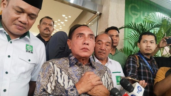 Edy Rahmayadi: Jangankan Mantu Presiden, Mantu Malaikat Pun Kita Lawan !