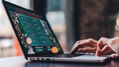 Polisi Tangkap Perekrut 70 Selebgram Promosikan Judi Online