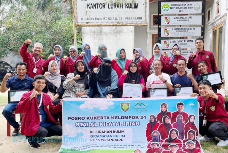 Pengabdian Mahasiswa STAI Al-Kifayah Riau: Berkarya, Memberdayakan Masyarakat
