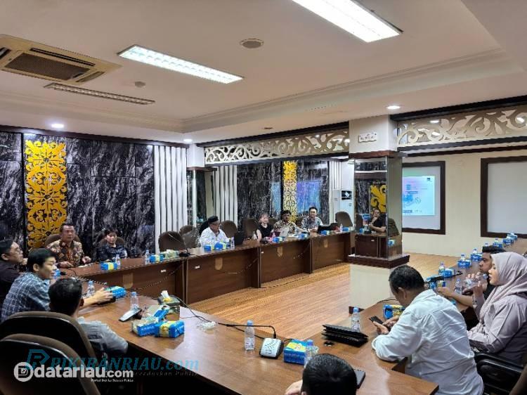 Bahas Masalah Sampah , Komisi IV DPRD Pekanbaru RDP Dengan Biotechworks