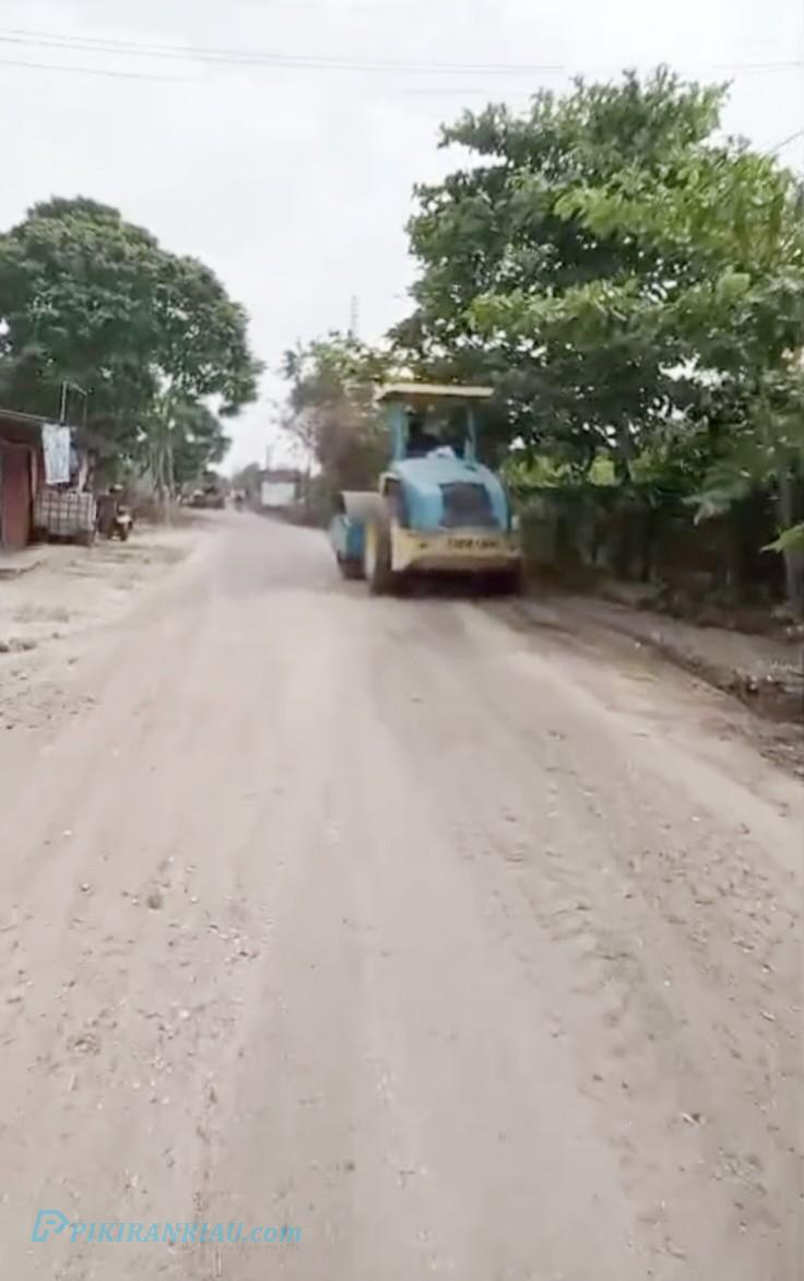 Aspirasi Warga Selama 19 Tahun, Jalan Pesisir Rumbai Diperbaiki
